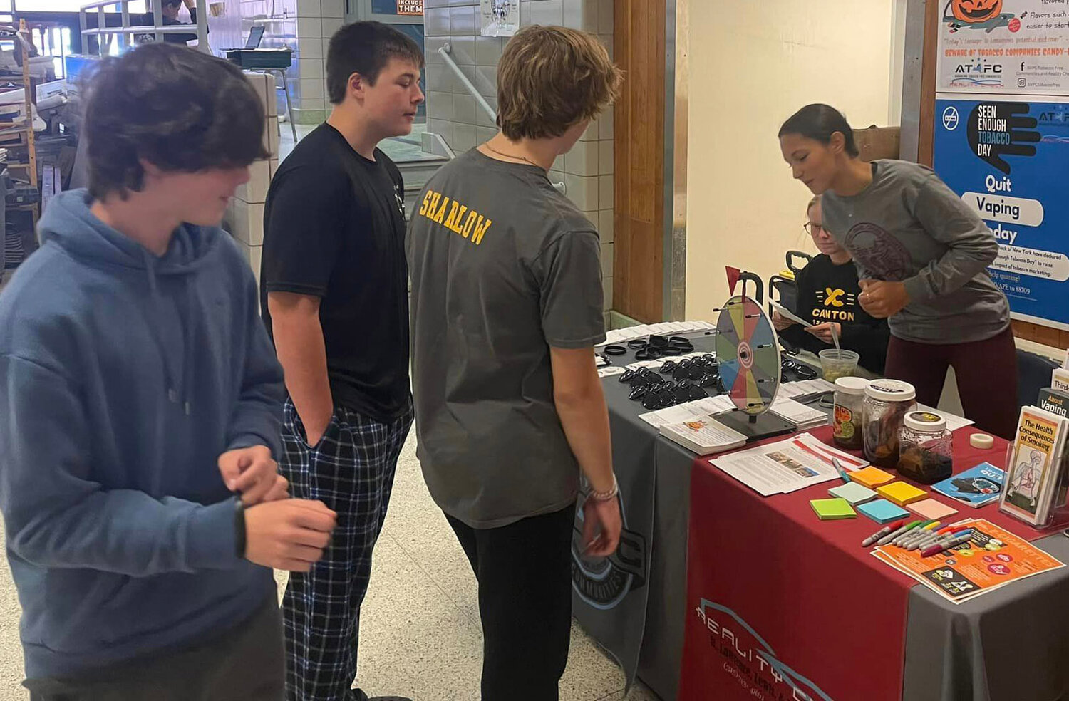 Seaway valley prevention council holds anti smoking event at canton